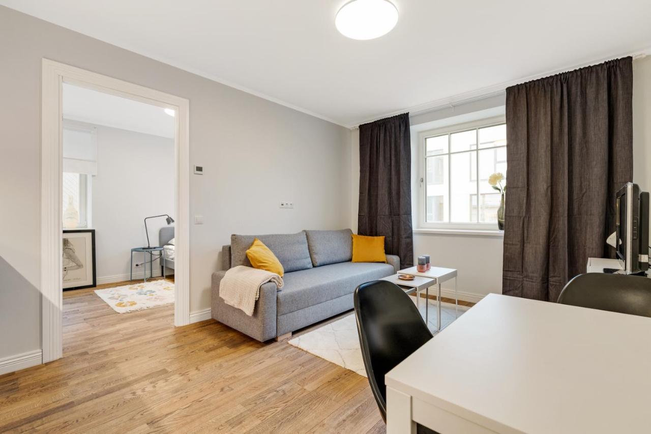 Ferienwohnung Charming 1Br In Superb Location, Free Parking & Wi-Fi Reval Exterior foto